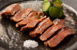 [新旅.jp] 一人旅でも気軽に本格郷土料理！「青葉亭 仙台エスパル店」で味わう、牛たんと三陸の恵み