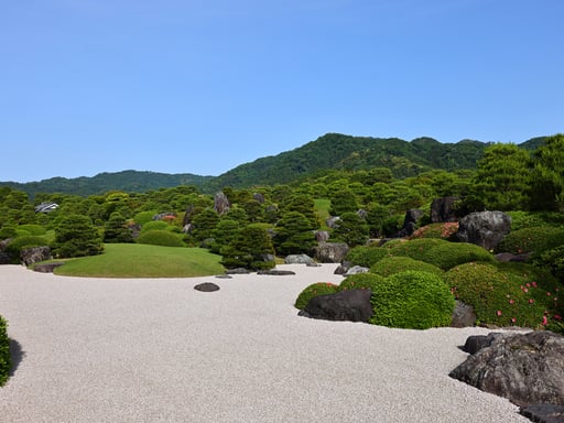 島根 足立美術館 入場Eチケット<楽天ポイントが貯まる・使える>