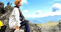 [新旅.jp] 「神様が遊ぶ庭」天空の世界は絶景のオンパレードと、標識にハグしたくなる達成感！【北海道・トムラウシ山】