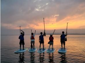 【青森・小川原湖】夕暮れの特別な時間、日常を忘れるひと時を。一組限定のプライベートカヤックツア！おひとりさま歓迎、初心者歓迎（陸上講習あり）